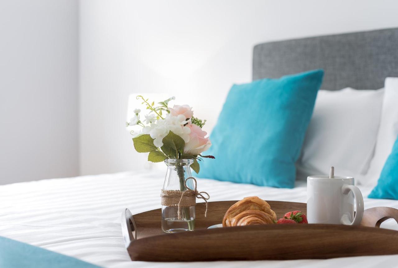 Kvm - Jubilee Mansions Apartment By Kvm Stays Питерборо Екстериор снимка